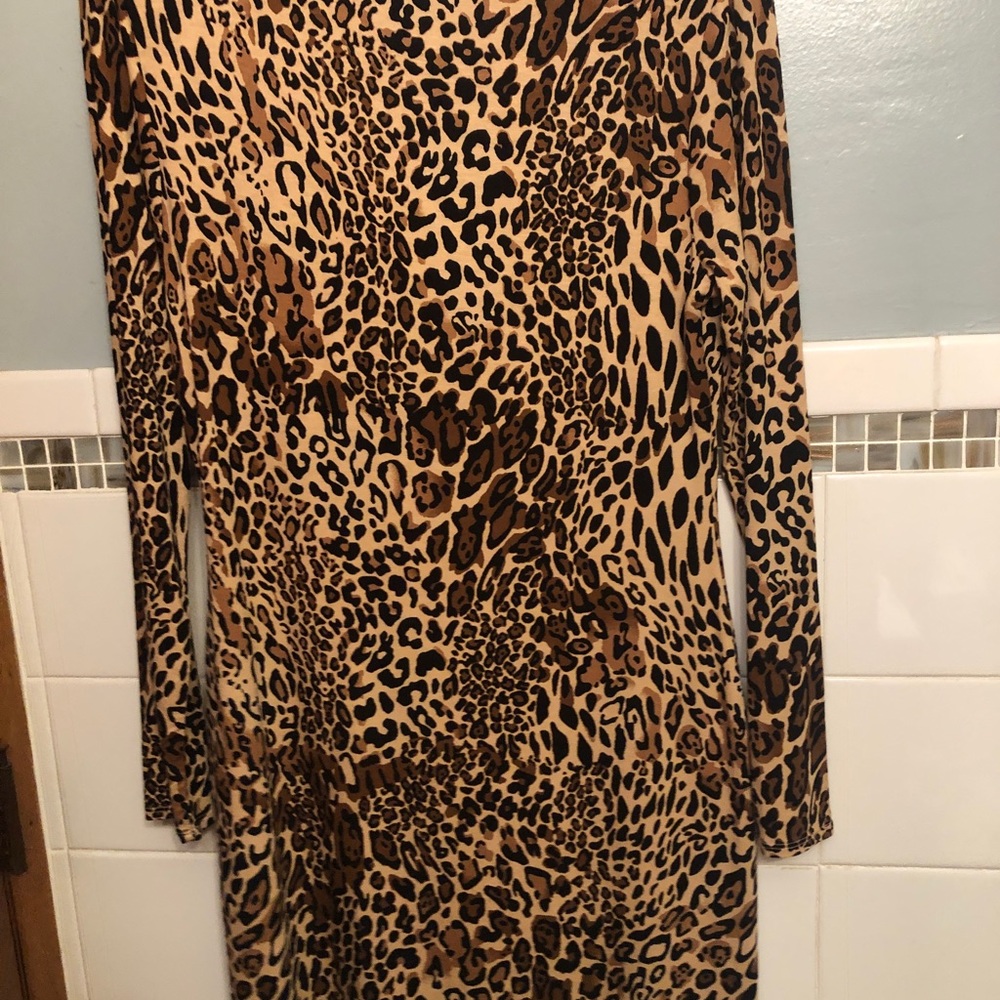 NEW Ladies  Cheetah dress